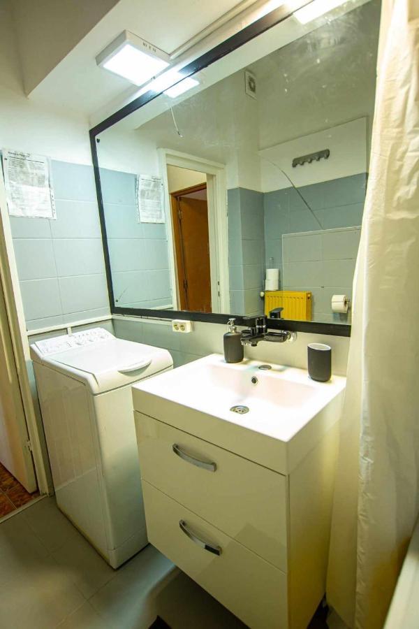 Apartment With Panoramic Terrace In City Center بوخارست المظهر الخارجي الصورة